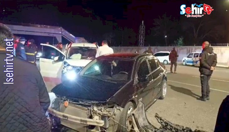 Bingöl’de 2 otomobil çarpıştı: 4 yaralı
