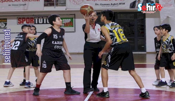 Okullararası basketbol grup maçları, Sivas’ta sürüyor