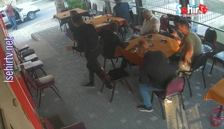 Silivri’de kahvehaneye silahlı saldırı: O anlar kamerada